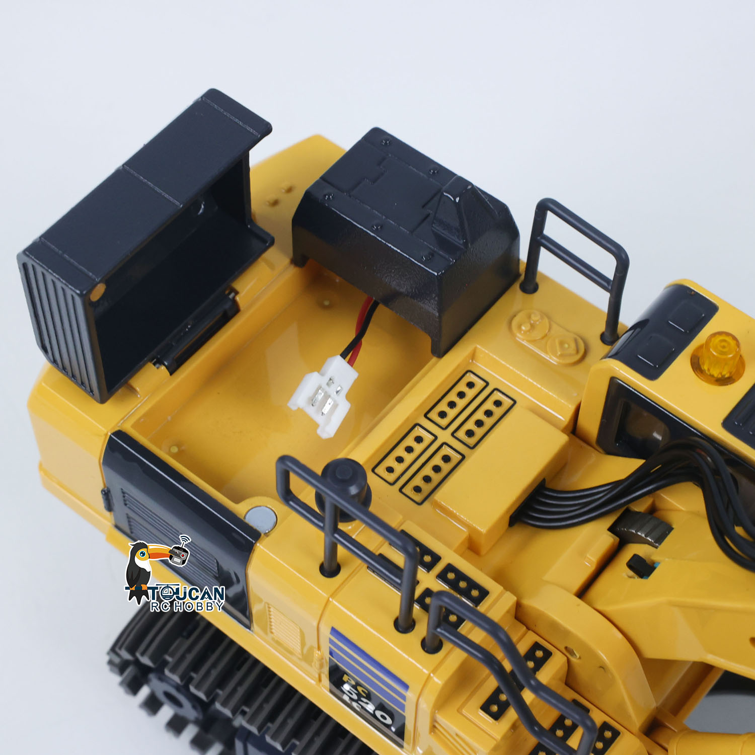 حفارة تحكم عن بعد صغيرة بمقياس - مراجعة Rc Hobby Track وسعره